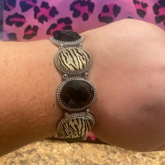 Zebra - Picture 2 of 3